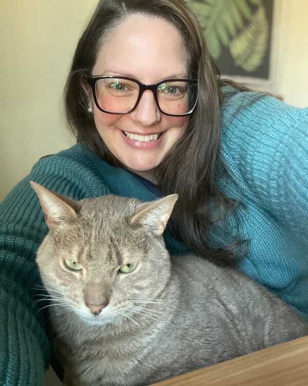 Elizabeth C Clayton NC cat dog sitter
